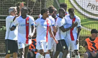 A crónica do Nacional-Alverca, 1-3: Minutos fatídicos amargam estreia