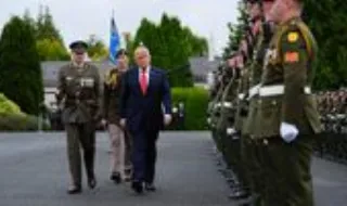 Donald Trump defende que reunificação da Irlanda seria "uma coisa fantástica"