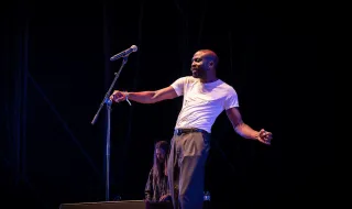 Joshua Idehen com ordem para dançar: as imagens do concerto no MEO Kalorama