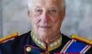 Governo português lamenta morte do rei Harald V que recorda como "referência moral"