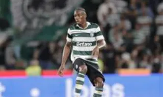 Ba com queixas no joelho direito: central do Sporting só regressa depois da paragem FIFA