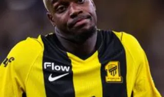 A crónica do Al Ittihad-Al Nassr; 2-1: CR7, Félix e Samu sofrem primeira derrota da época