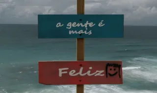“Viver perto do mar sem depender do turismo sazonal”: família elege esta cidade no Algarve para morar e descreve-a como “completa”