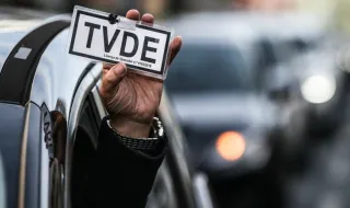 Nova lei dos TVDE entra em vigor amanhã: Saiba tudo o que muda para táxis e plataformas eletronicas