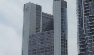 Commerzbank vende Forum Algarve por 130 milhões a grupo espanhol