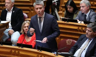 PS vai abster-se na moção de censura apresentada pelo Chega