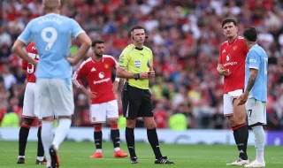 Houve um "erro de avaliação" no golo do dérbi de Manchester