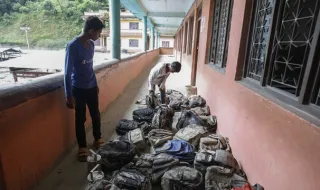 Autoridades do Nepal confirmam 768 mortos e mais de três mil desaparecidos