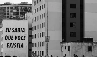 "São muito difíceis de provar". Como funciona a campanha russa de ataques híbridos na Europa
