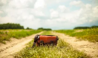 Shein estreia em bolsa com queda: futuro da moda ultra-rápida em questão
