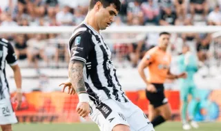 Gabriel Mec troca o Grêmio pelo FC Porto por 11 M€