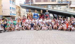 Vila-real vive sus fiestas desde la cuna con una concentración de bebés