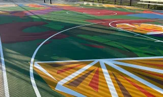 'Court' de homenagem a Neemias Queta é hoje inaugurado em Boston