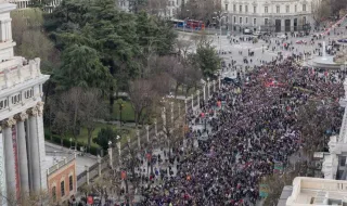 Protestos por Ceuta em Madrid deixam 4 detidos, 4 polícias feridos e agressões a jornalistas