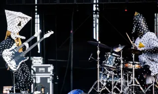Os alienígenas existem e acabam de nos invadir: os bizarros Angine de Poitrine no festival Meo Kalorama
