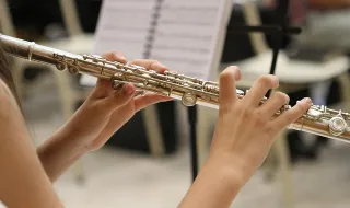 ORQUESTRA CLÁSSICA DURIENSE ENCERRA PROGRAMAÇÃO DE VERÃO NA ZONA FLUVIAL DO RIO TEIXEIRA