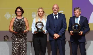 Nueva etapa de los premios Alfa de Oro: Equipe, Vernís y ATC Colors ganan en la edición del 50 aniversario