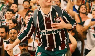 Ídolos do Fluminense e amigos, Fred e Thiago Neves se reencontram à beira do campo em Xerém pelo sub-20 do Carioca