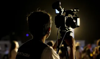 Irão: media relatam ataque dos EUA a petroleiro iraniano perto da ilha de Kharg