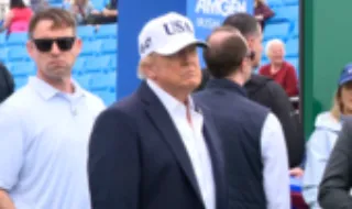 Trump volta a defender união da Irlanda e diz que "muita gente” apoia a ideia