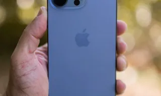 Apple deixa para trás a era Cook com quase 4 biliões de euros e aposta na IA para continuar a crescer