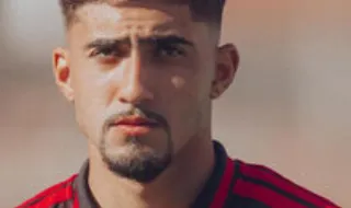 Gil Vicente contrata jovem médio do Flamengo
