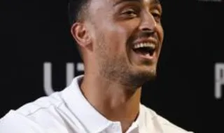 Charles analisa propostas da Arábia Saudita