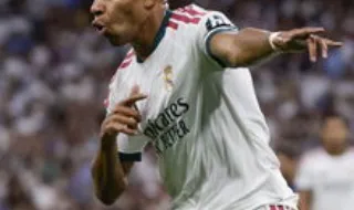 Real Madrid-Inter, 2-1: a arte de aproveitar os erros alheios