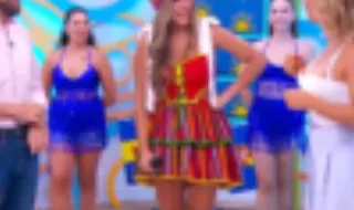 Cantora Yosi animou a manhã do 'Olá, Bom Dia!'