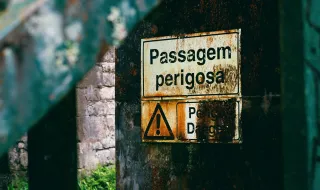 Passagem de frente fria provoca ventos de até 70 km/h no Sul e chuvas no RJ e MG; veja previsão desta quarta
