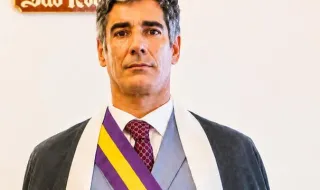 Luís Filipe Santos quer saber quando avançam casas no Amparo
