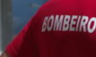 Incêndio deflagra em zona de mato em Setúbal