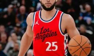 Ben Simmons regressa à NBA depois de se ter dedicado à pesca