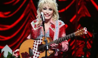 Última canção gravada por Dolly Parton está numa cápsula do tempo (que só é aberta daqui a 20 anos)