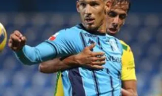 Mörschel reentra nas contas de Ronald Molina