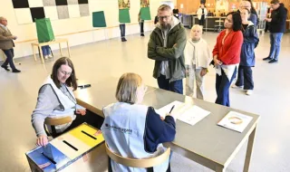 Urnas na Suécia abriram para as eleições legislativas