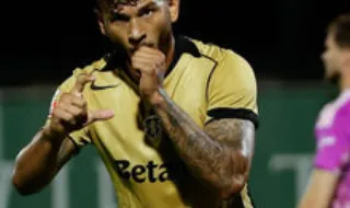 Luis Suárez brinca com alcunha: «Continuaremos a dar a conhecer a palavra de Deus apesar de me chamarem 'o Salmos'»