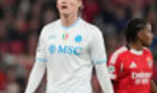 Scott McTominay do Nápoles submetido a uma intervenção para corrigir arritmia