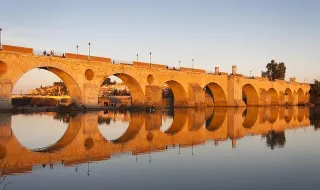  Badajoz avança com data center de 1.913 milhões junto à fronteira alentejana