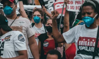 Lula na TV Globo: presidente chama acusações de 'ilações' e diz que Lulinha provará inocência, mas nega blindagem
