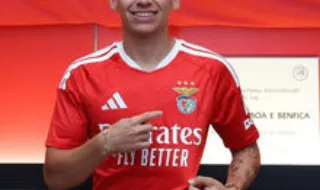 Manchester City reserva cláusula de recompra de Echeverri