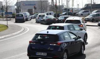 Un menor sin carnet choca en ciclomotor en Castelló y deja herida a su hermana de 12 años