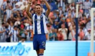 Luuk de Jong não quis continuar no FC Porto: «Também é bom estar em casa com a família»