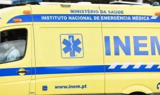 Menina de nove anos gravemente ferida em queda de segundo andar nas Caldas da Rainha