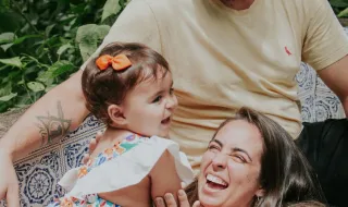 Nasceram gémeos mas de famílias diferentes: caso insólito chega à Justiça