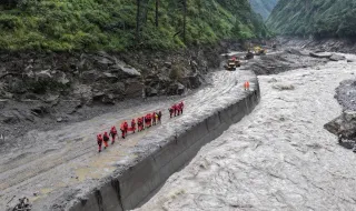 20 minutos: dois portugueses encontrados com vida no Nepal