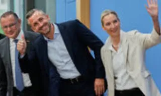Anti-imigração e pró-família tradicional mas liderado por mulher lésbica casada com estrangeira: o que defende a AfD?