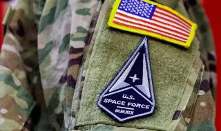 Estados Unidos têm armas no espaço, confirma Força Espacial norte-americana