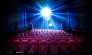 Espectadores nos cinemas em agosto quase duplicam face a homólogo de 2025