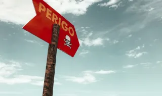 Esta praia está interditada após deteção de E. coli na água